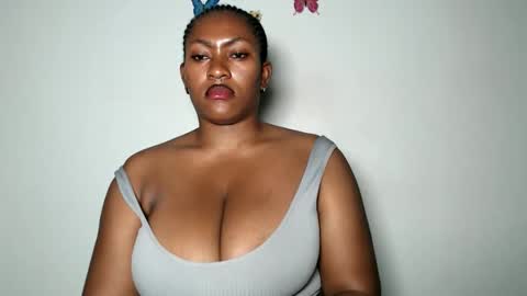 Snapshot of lick_my_pussyyy226651 chatting on 02/04/26, 05:13 caira online show from 02/04/26, 05:13