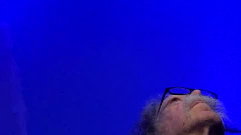 Snapshot of lickyouryoni chatting on 12/31/24, 03:42 LickYourYoni online show from 12/31/24, 03:42