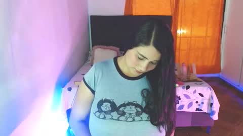 Snapshot of licy_klein chatting on 06/06/26, 11:09 Isa online show from 06/06/26, 11:09