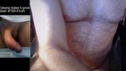 Snapshot of liebestool008 chatting on 10/17/25, 01:57 8curve online show from 10/17/25, 01:57