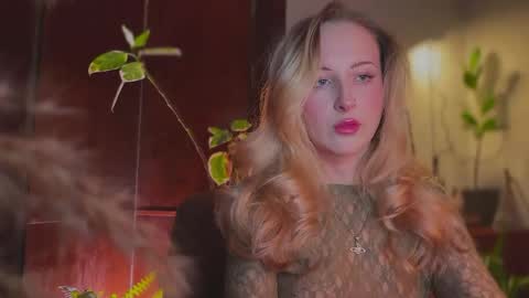 Snapshot of lierie chatting on 02/28/26, 07:59 its my birthday today so im offline but id be so happy if you felt like sending me a birthday love while im away online show from 02/28/26, 07:59