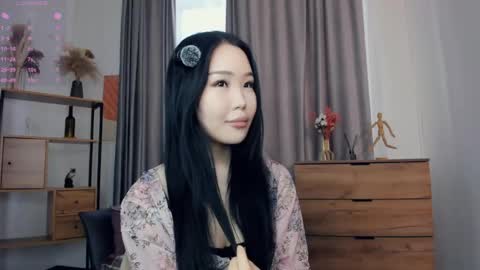 Snapshot of light_my_f1re chatting on 05/18/26, 07:25 Melissa online show from 05/18/26, 07:25