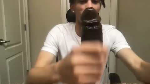 lightskin4you online show from 01/01/25, 12:21