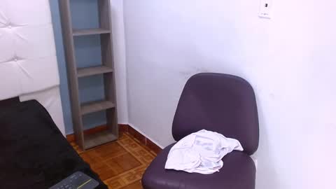 Lihan online show from 02/15/25, 08:11