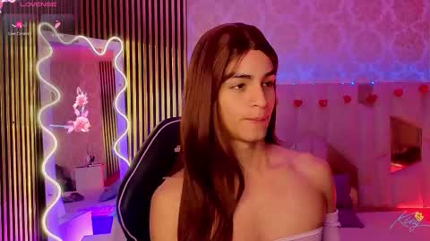 LIHIAN online show from 03/25/26, 12:11