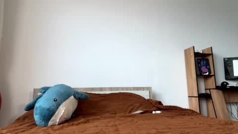 Snapshot of lii_gong_ chatting on 06/06/26, 12:10 lii_gong_ online show from 06/06/26, 12:10