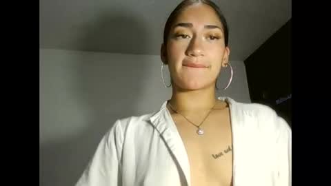 Snapshot of liia__strong chatting on 10/13/25, 12:16 LIIA online show from 10/13/25, 12:16
