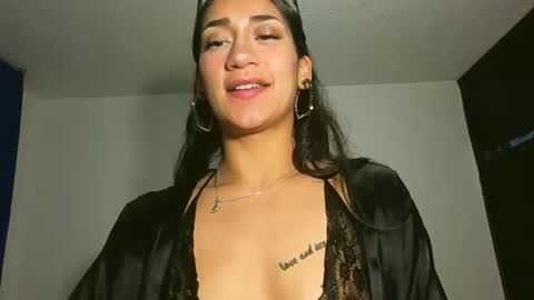 Snapshot of liia__strong chatting on 10/14/25, 12:50 LIIA online show from 10/14/25, 12:50