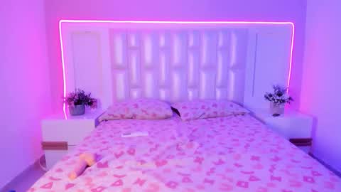 Snapshot of liia_collins chatting on 02/28/26, 05:58 Lia online show from 02/28/26, 05:58