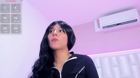 Lia  online show from 04/22/26, 05:58