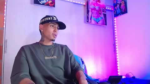 Daniel online show from 11/18/25, 02:54