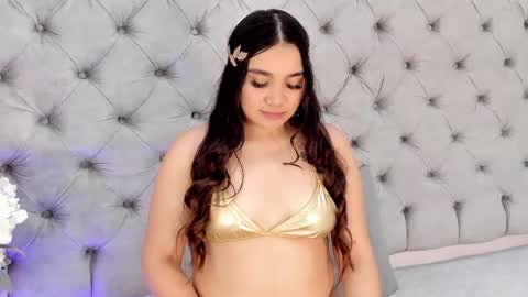 liiabloomm online show from 08/02/26, 04:33