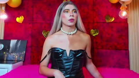 liiacollins online show from 11/15/25, 09:43