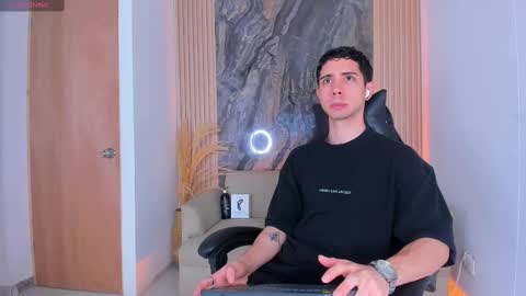 Snapshot of liiamhudson_ chatting on 09/08/25, 08:41 L I I A M online show from 09/08/25, 08:41