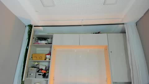         online show from 04/01/26, 11:44