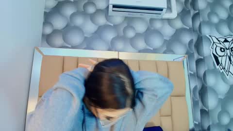 Snapshot of liil_miia chatting on 02/02/26, 07:01 Miia online show from 02/02/26, 07:01