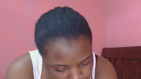 Lily online show from 09/18/25, 10:50