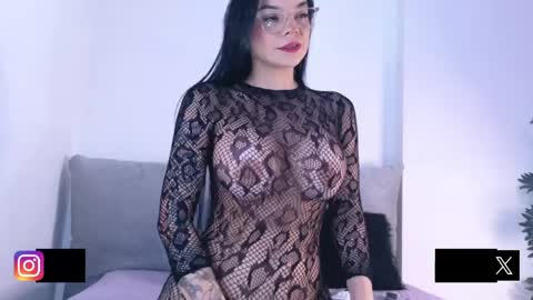 Lilian online show from 04/12/26, 07:41