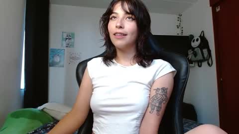 lisa online show from 11/04/25, 09:14