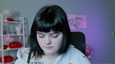 lika_pop online show from 02/25/26, 08:29