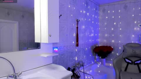 Snapshot of likaklint chatting on 03/12/25, 05:24 Lika online show from 03/12/25, 05:24