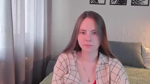 Snapshot of likamil0ika chatting on 09/14/25, 01:54 likamil0ika online show from 09/14/25, 01:54