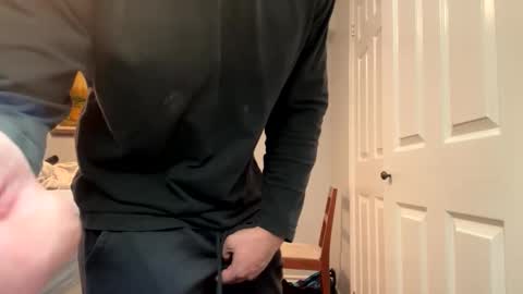 Snapshot of likeaboss820 chatting on 11/27/25, 02:46 likeaboss820 online show from 11/27/25, 02:46