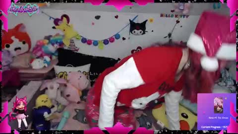 Snapshot of likemyashe chatting on 12/14/24, 05:18 LikeMyAshe online show from 12/14/24, 05:18