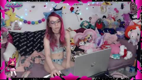 Snapshot of likemyashe chatting on 01/15/25, 07:26 LikeMyAshe online show from 01/15/25, 07:26