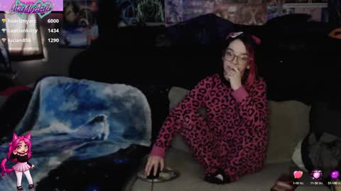 Snapshot of likemyashe chatting on 02/07/25, 05:40 LikeMyAshe online show from 02/07/25, 05:40