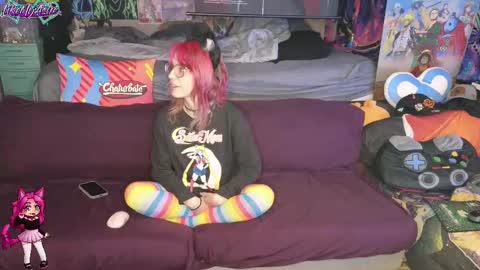 Snapshot of likemyashe chatting on 09/19/25, 08:16 LikeMyAshe online show from 09/19/25, 08:16