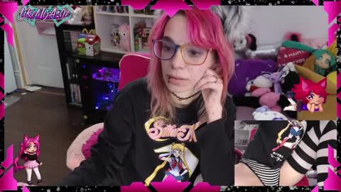 Snapshot of likemyashe chatting on 09/26/25, 01:20 LikeMyAshe online show from 09/26/25, 01:20