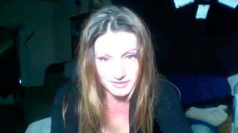 Snapshot of likerightnow chatting on 01/09/26, 08:28 likerightnow online show from 01/09/26, 08:28