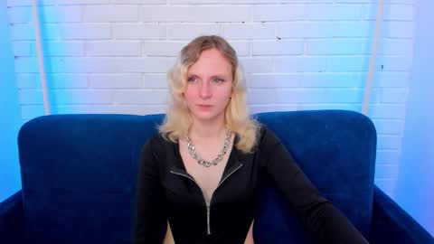 likilip online show from 11/27/25, 02:02