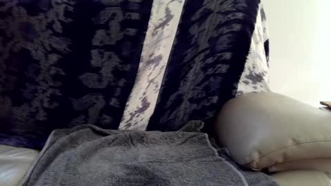 Snapshot of liku69 chatting on 02/08/25, 11:24 liku69 online show from 02/08/25, 11:24