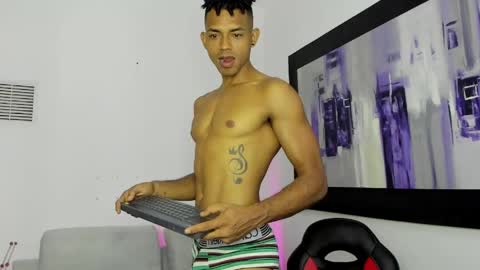 Snapshot of lil___king chatting on 04/15/26, 03:08 Lil KIng online show from 04/15/26, 03:08