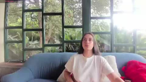 Snapshot of lil_aurora_ chatting on 07/02/26, 03:40 Lil Auroa online show from 07/02/26, 03:40