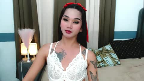 Snapshot of lil_fantacy chatting on 03/23/26, 04:11 LILY online show from 03/23/26, 04:11