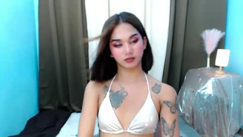 Snapshot of lil_fantacy chatting on 06/11/26, 04:38 LILY online show from 06/11/26, 04:38