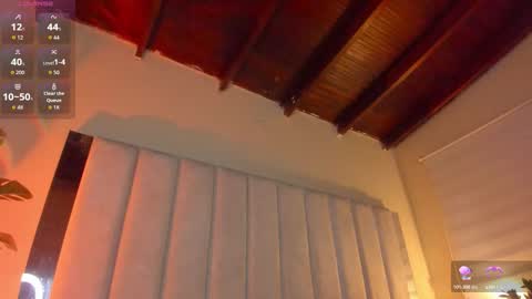 Snapshot of lil_hanna18 chatting on 10/14/25, 08:09 Hanna online show from 10/14/25, 08:09