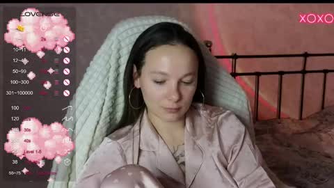 little moon online show from 01/20/25, 02:14