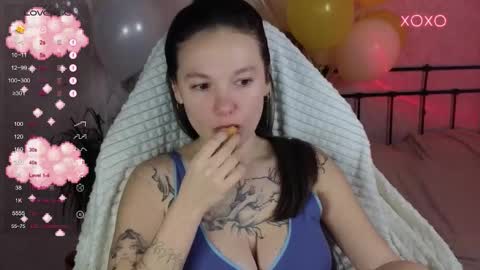 little moon online show from 02/02/26, 09:24