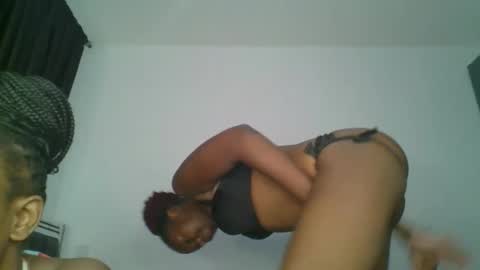 lil_meg online show from 02/25/26, 07:01