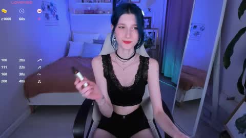 Snapshot of lil_melanie_ chatting on 06/05/26, 04:02 Melanie Follow me online show from 06/05/26, 04:02