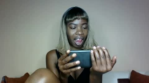 Snapshot of lil_paula chatting on 07/24/26, 02:42 serenity online show from 07/24/26, 02:42