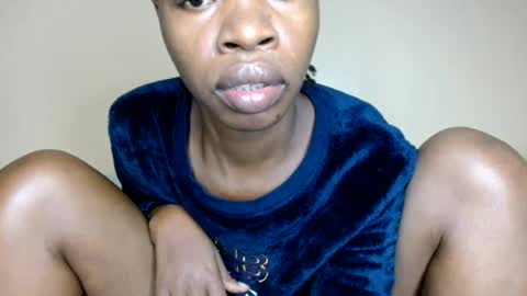 Snapshot of lil_paula chatting on 07/29/26, 08:12 serenity online show from 07/29/26, 08:12