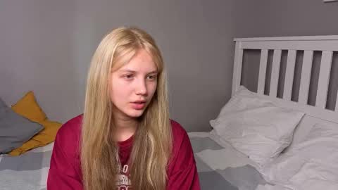 Emma online show from 09/23/25, 09:34