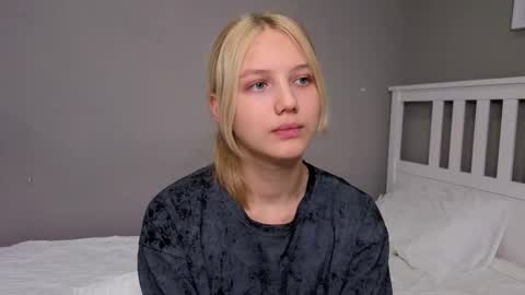 Emma online show from 10/28/25, 10:19