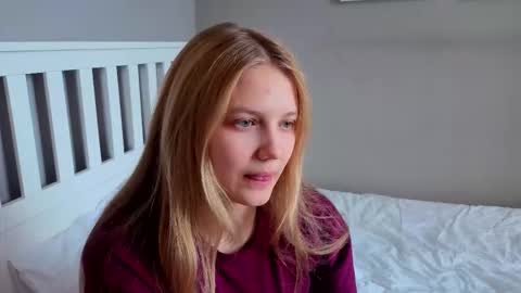 Emma online show from 03/17/26, 06:06