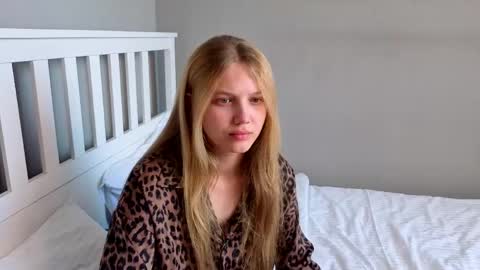 Emma online show from 04/21/26, 05:58